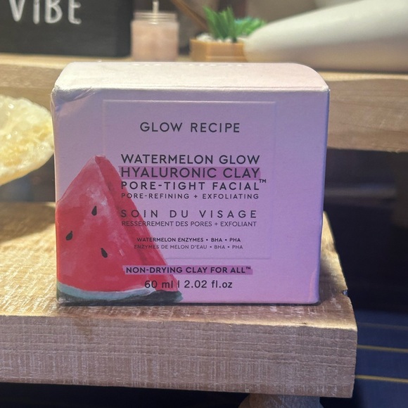 Glow Recipe Watermelon Glow Hyaluronic Clay Pore-Tight Facial Mask - Picture 5 of 6